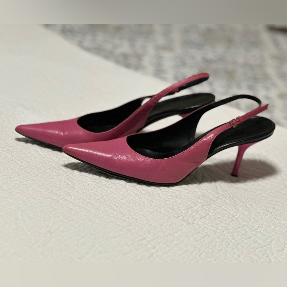 Gucci Slingback Kitten Heels ❤️
